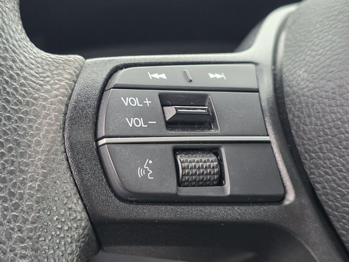 Certified 2024 Honda Accord EX image 30