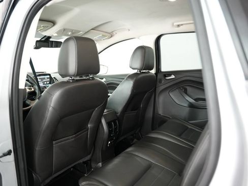 Used 2015 Ford Escape Titanium FWD image 33