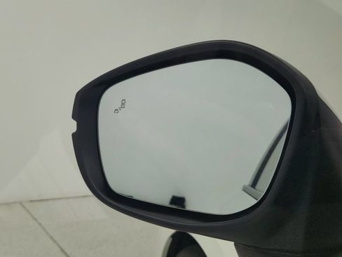 Used 2023 Honda Civic Touring image 16