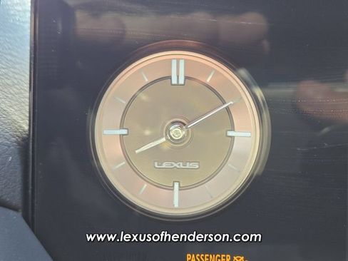 Certified 2022 Lexus ES 300h w/ Accessory Package FWD image 32