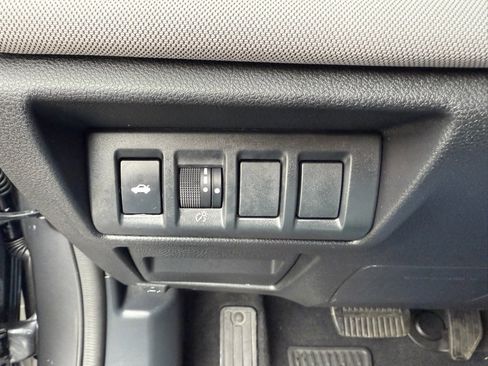 Used 2025 Subaru Legacy Premium image 24