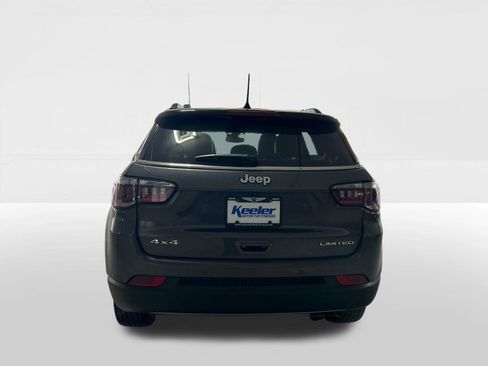 Used 2022 Jeep Compass Limited image 3