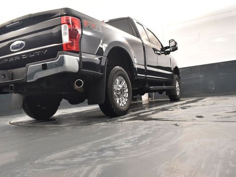 Used 2019 Ford F350 XLT w/ XLT Premium Package image 27