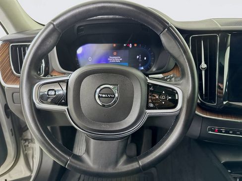 Used 2023 Volvo XC60 B5 Plus w/ Protection Package Premier AWD/4WD image 17