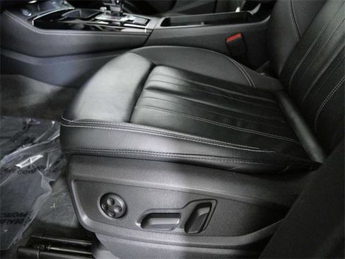 Certified 2023 Audi Q5 2.0T Premium Plus w/ Premium Plus Package image 17