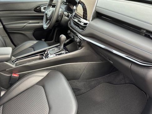 New 2026 Jeep Compass Latitude image 19