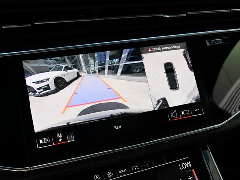 Used 2025 Audi SQ7 Premium Plus AWD/4WD image 34