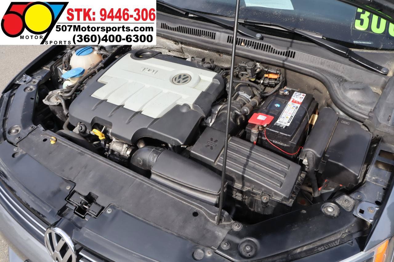 Used 2014 Volkswagen Jetta TDI FWD image 24