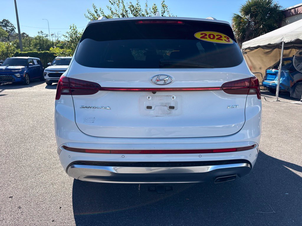 Used 2023 Hyundai Santa Fe Calligraphy w/ Cargo Package FWD image 4