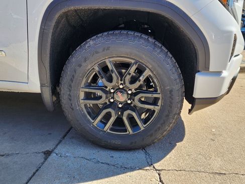 New 2026 GMC Sierra 1500 Elevation AWD/4WD image 48