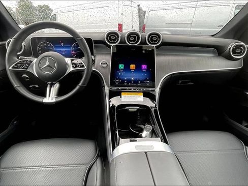 Used 2026 Mercedes-Benz GLC 300 4MATIC image 9