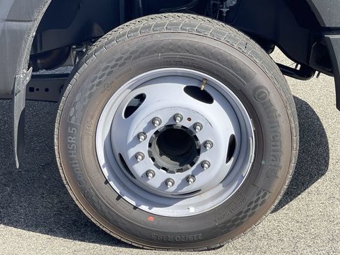 New 2024 Ford F550 2WD Regular Cab Super Duty w/ XL Chrome Package image 10
