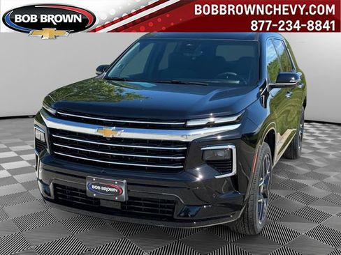 New 2026 Chevrolet Traverse High Country w/ LPO, Floor Liner Package AWD/4WD image 1