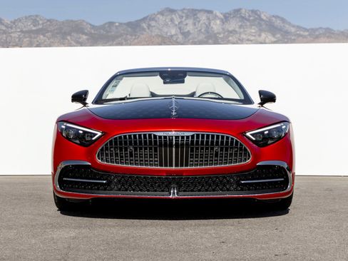 New 2026 Mercedes-Benz Maybach SL 680 image 12