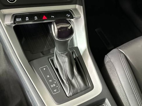 Used 2024 Audi Q3 2.0T Premium image 19