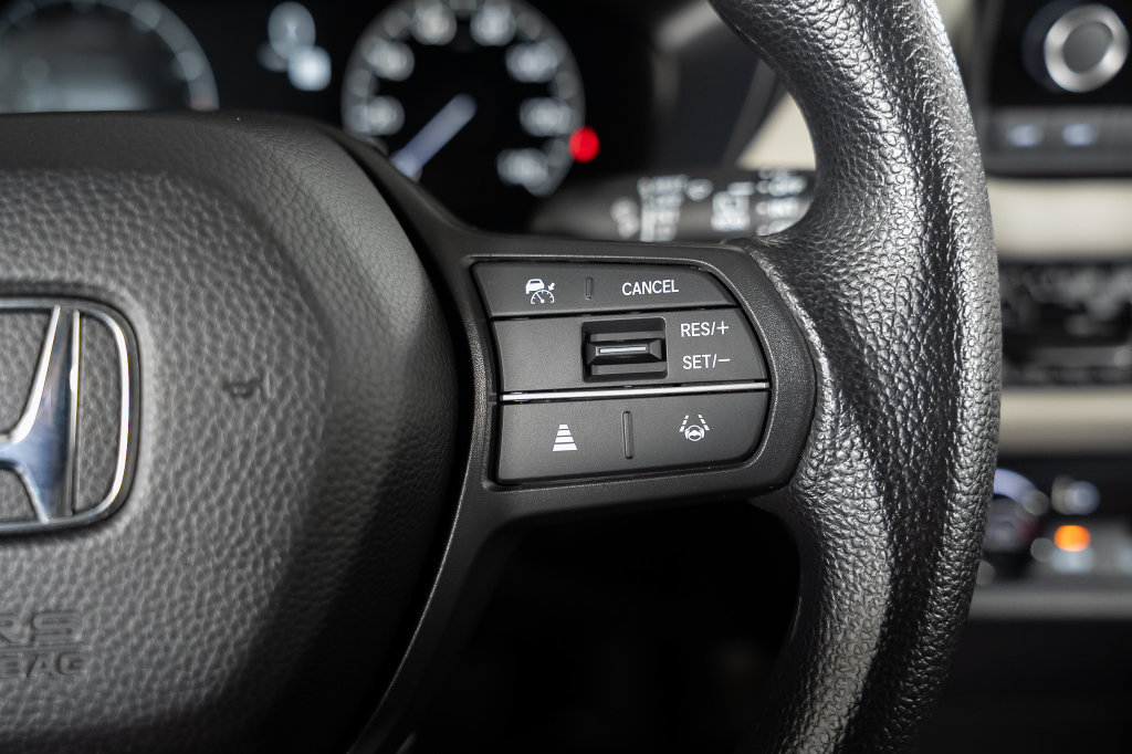 Used 2024 Honda HR-V LX image 32