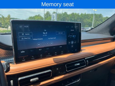 Used 2023 Lincoln Nautilus Black Label AWD/4WD image 10