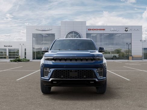 New 2026 Jeep Grand Wagoneer Summit AWD/4WD image 7