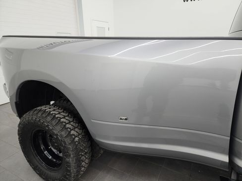 Used 2023 RAM 3500 Big Horn w/ Night Edition image 26