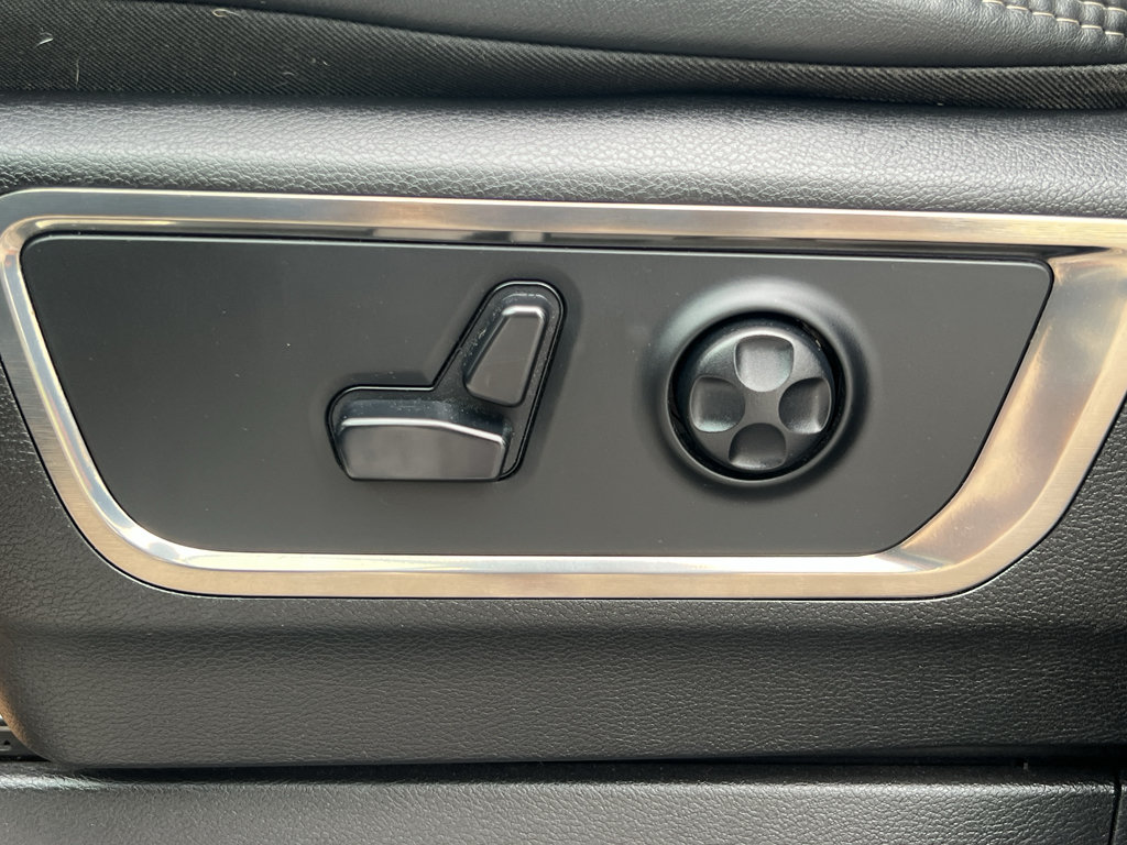 Used 2021 RAM 1500 Limited AWD/4WD image 15