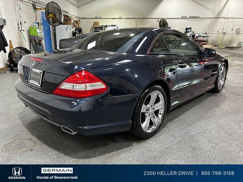 Used 2009 Mercedes-Benz SL 550 image 8