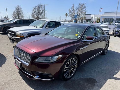 Used 2017 Lincoln Continental Reserve FWD image 1