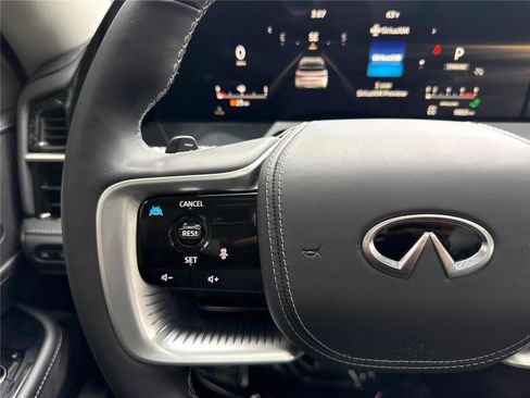 Certified 2025 INFINITI QX80 Sensory AWD/4WD image 18