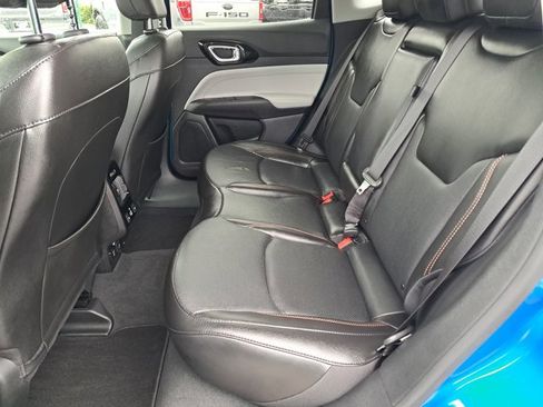 Used 2022 Jeep Compass Limited w/ Elite Group image 11