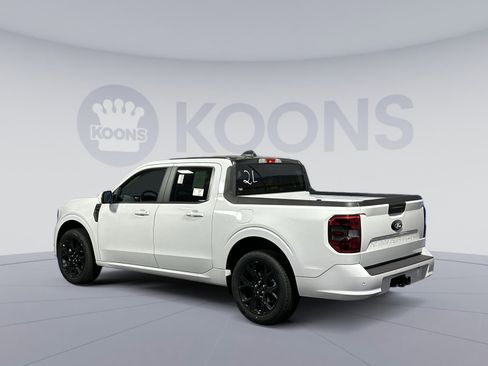New 2025 Ford Maverick Lobo image 4