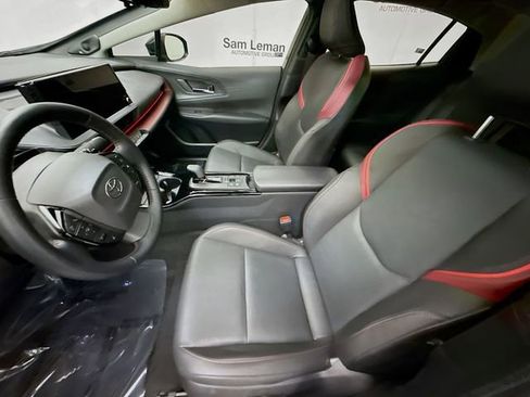 Used 2024 Toyota Prius Prime Premium w/ Advanced Technology Package image 21