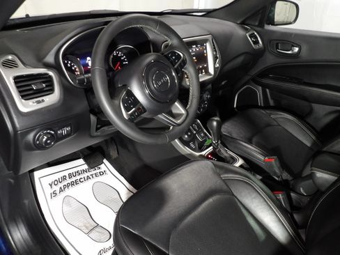 Used 2021 Jeep Compass Latitude AWD/4WD image 8