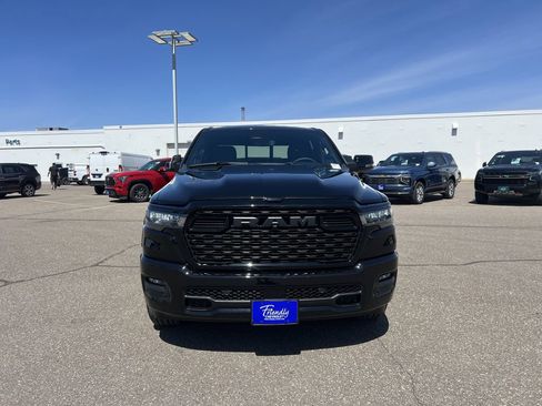 Used 2025 RAM 1500 Big Horn AWD/4WD image 2