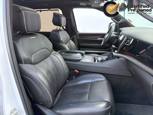 Certified 2023 Jeep Grand Wagoneer Series II AWD/4WD image 43