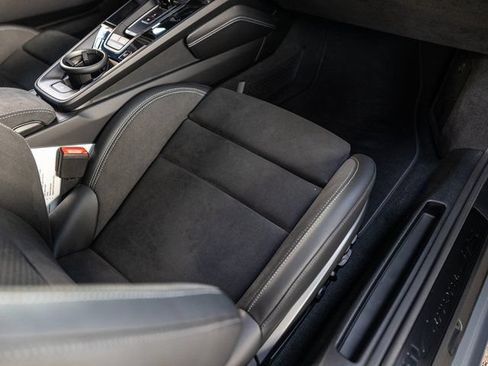 Certified 2025 Porsche 911 Carrera 4 GTS AWD/4WD image 50