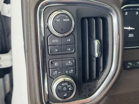 Used 2023 GMC Sierra 3500 Denali w/ Denali Ultimate Package AWD/4WD image 25