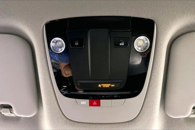 Used 2024 Kia Seltos S AWD/4WD image 35