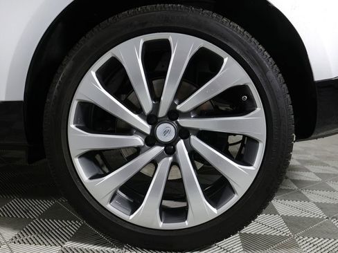 Used 2025 Land Rover Range Rover SE AWD/4WD image 43