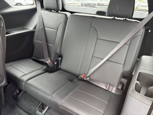 Used 2024 Chevrolet Traverse Premier w/ Redline Edition FWD image 16