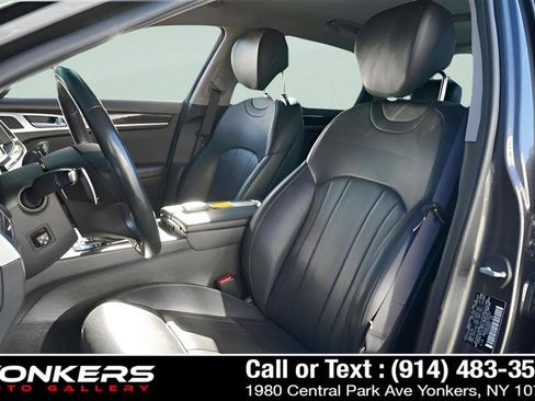 Used 2019 Genesis G80 3.8 image 40