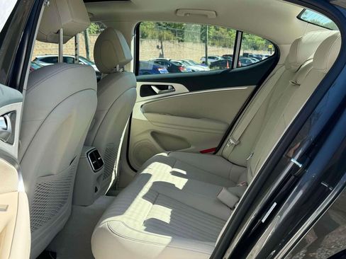 New 2026 Genesis G70 2.5T Prestige image 10