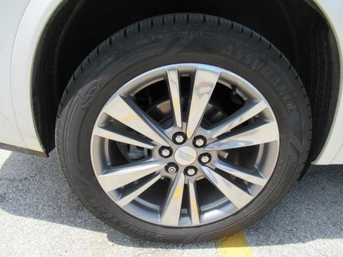 Used 2022 Cadillac XT6 Premium Luxury AWD/4WD image 9