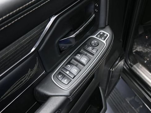 Used 2023 RAM 2500 Limited AWD/4WD image 14