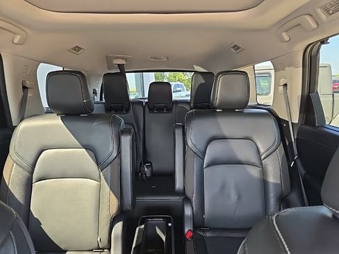 Used 2023 Nissan Pathfinder SL w/ SL Premium Package AWD/4WD image 34