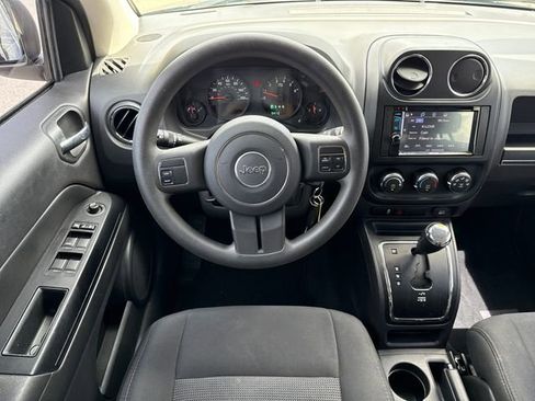 Used 2012 Jeep Compass Sport AWD/4WD image 11