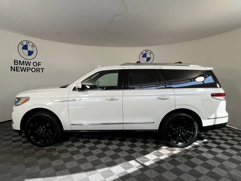 Used 2023 Lincoln Navigator Reserve AWD/4WD image 13
