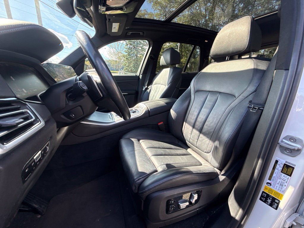 Used 2020 BMW X5 xDrive40i w/ Premium Package AWD/4WD image 9
