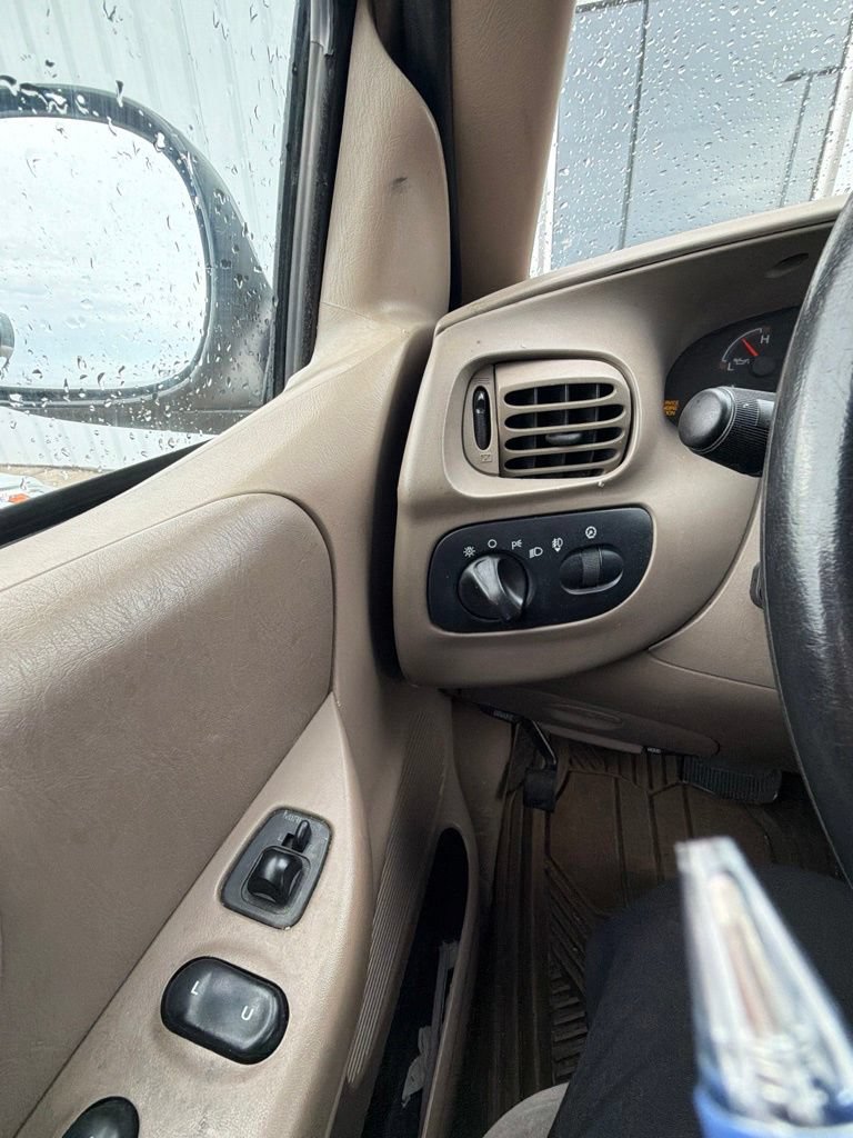 Used 2000 Ford F150 XL AWD/4WD image 18