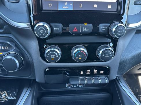 New 2026 RAM 1500 Express AWD/4WD image 29