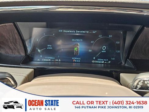 Used 2022 Lincoln Navigator 4WD image 22