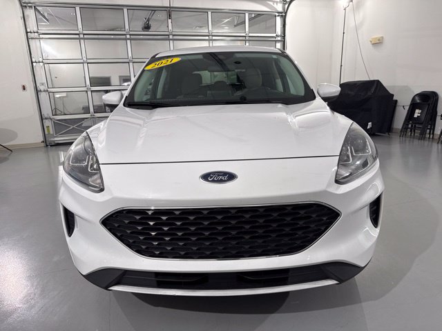 Used 2021 Ford Escape SE AWD/4WD image 2
